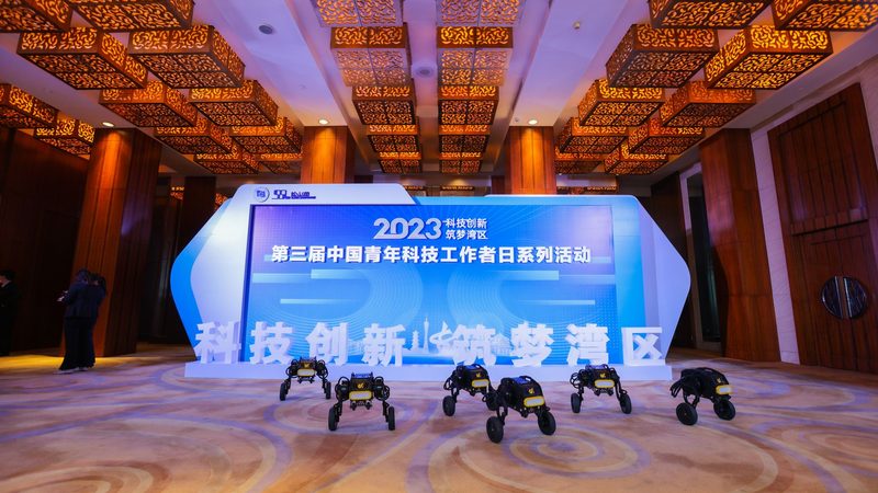数据治理标准规范制定：关键注意事项与实施路径